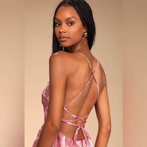 Lulus Feeling Like Forever Rose Jacquard Organza Lace-Up Midi Dress rose small - Picture 4 of 15